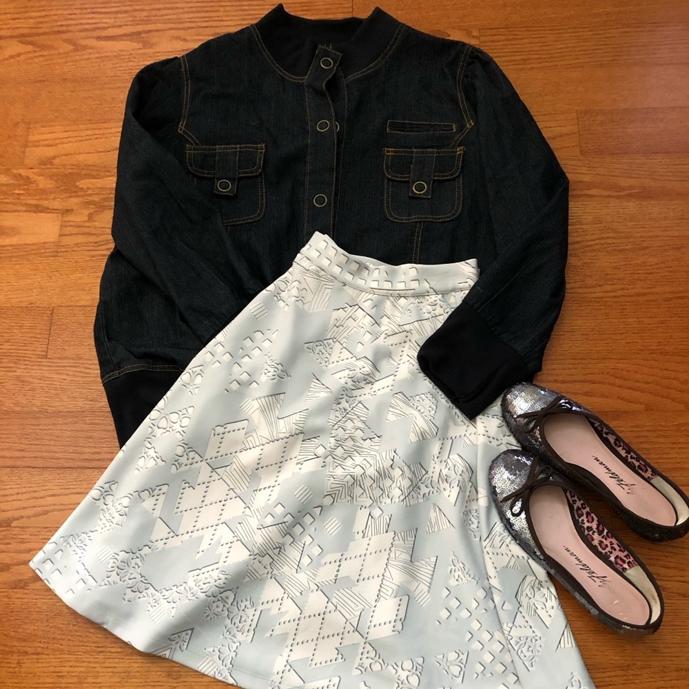Sale 🧨 
Jete Blue Geo Print Skater Skirt.